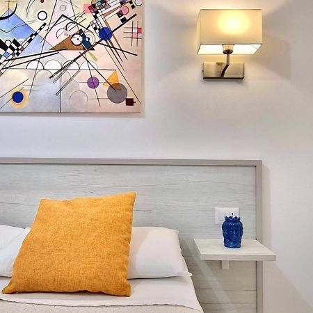 Porta Terra Apartment เชฟาลู ภายนอก รูปภาพ