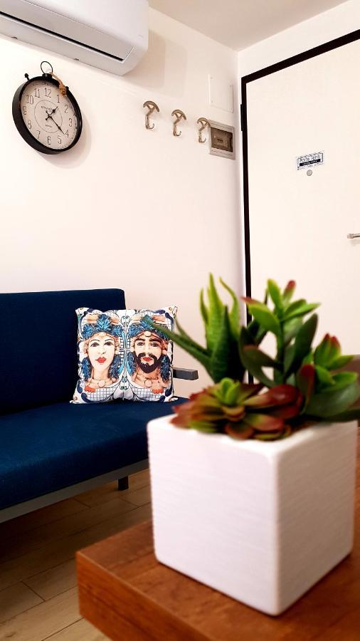 Porta Terra Apartment เชฟาลู ภายนอก รูปภาพ