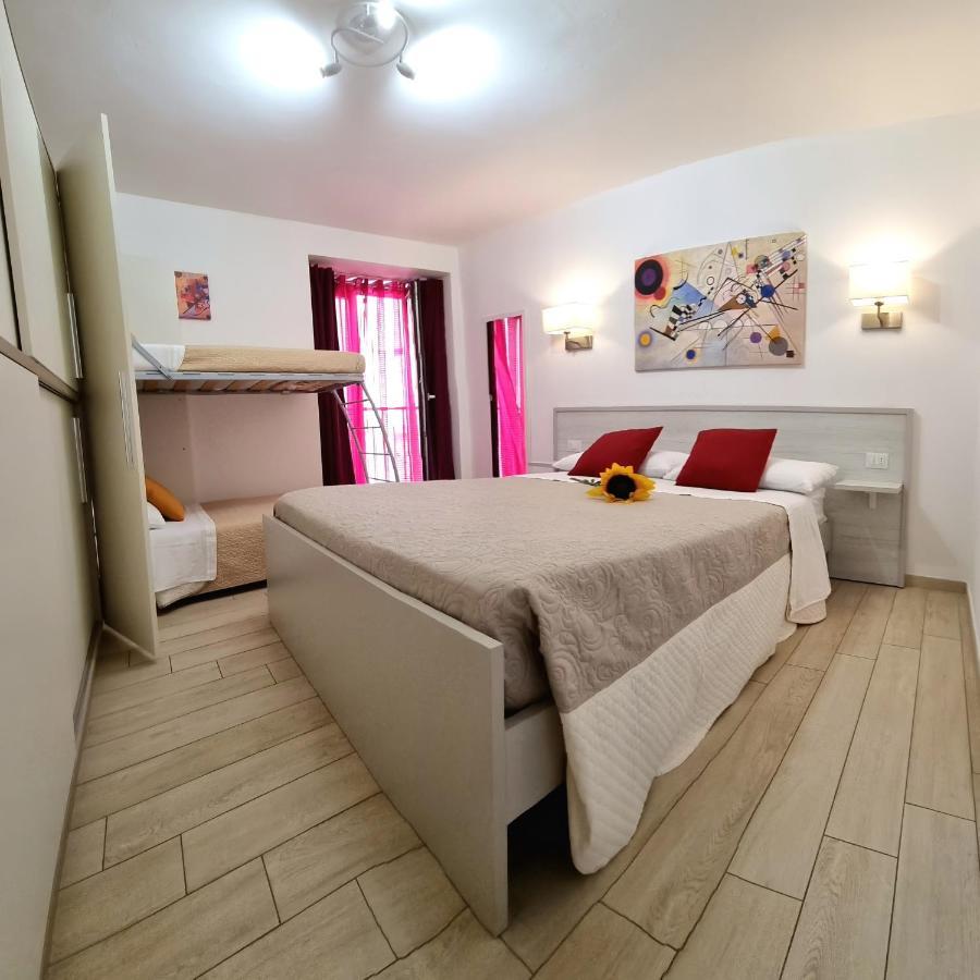 Porta Terra Apartment เชฟาลู ภายนอก รูปภาพ