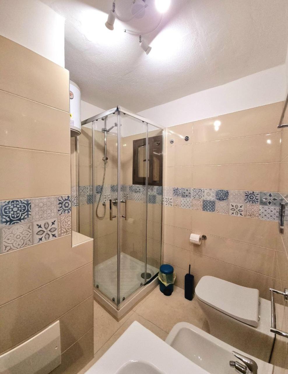 Porta Terra Apartment เชฟาลู ภายนอก รูปภาพ
